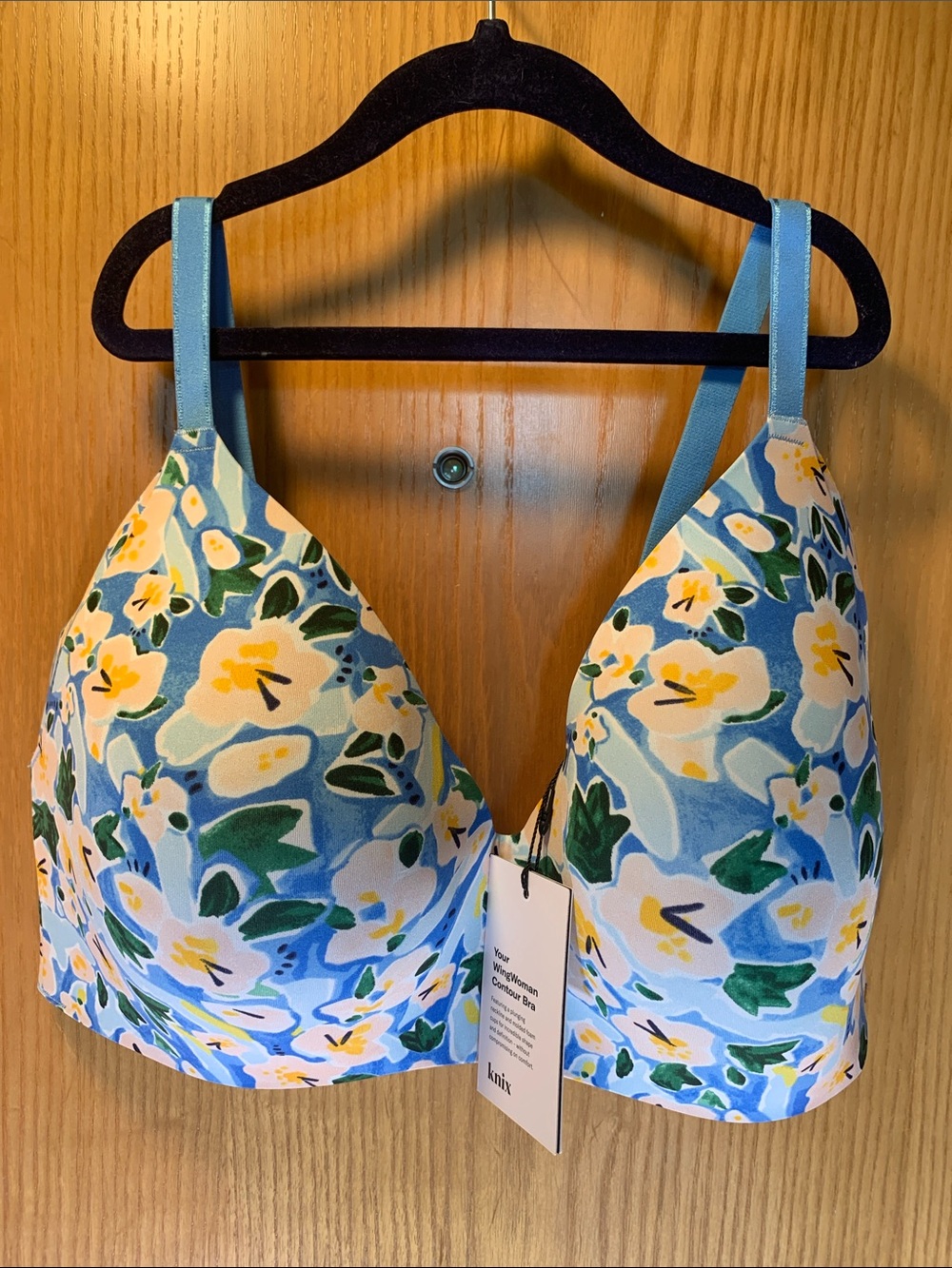 Knix Wingwoman ‘Blue Bouquet’ Floral Contour Wireless Bra- Size 8